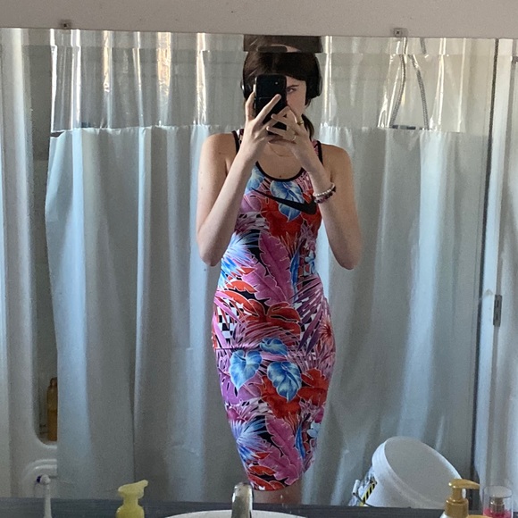 NIKE DRESS - Picture 2 of 4